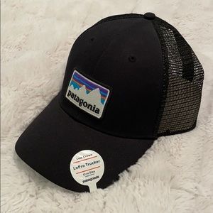 Patagonia LoPro Trucker Hat NWT Balck